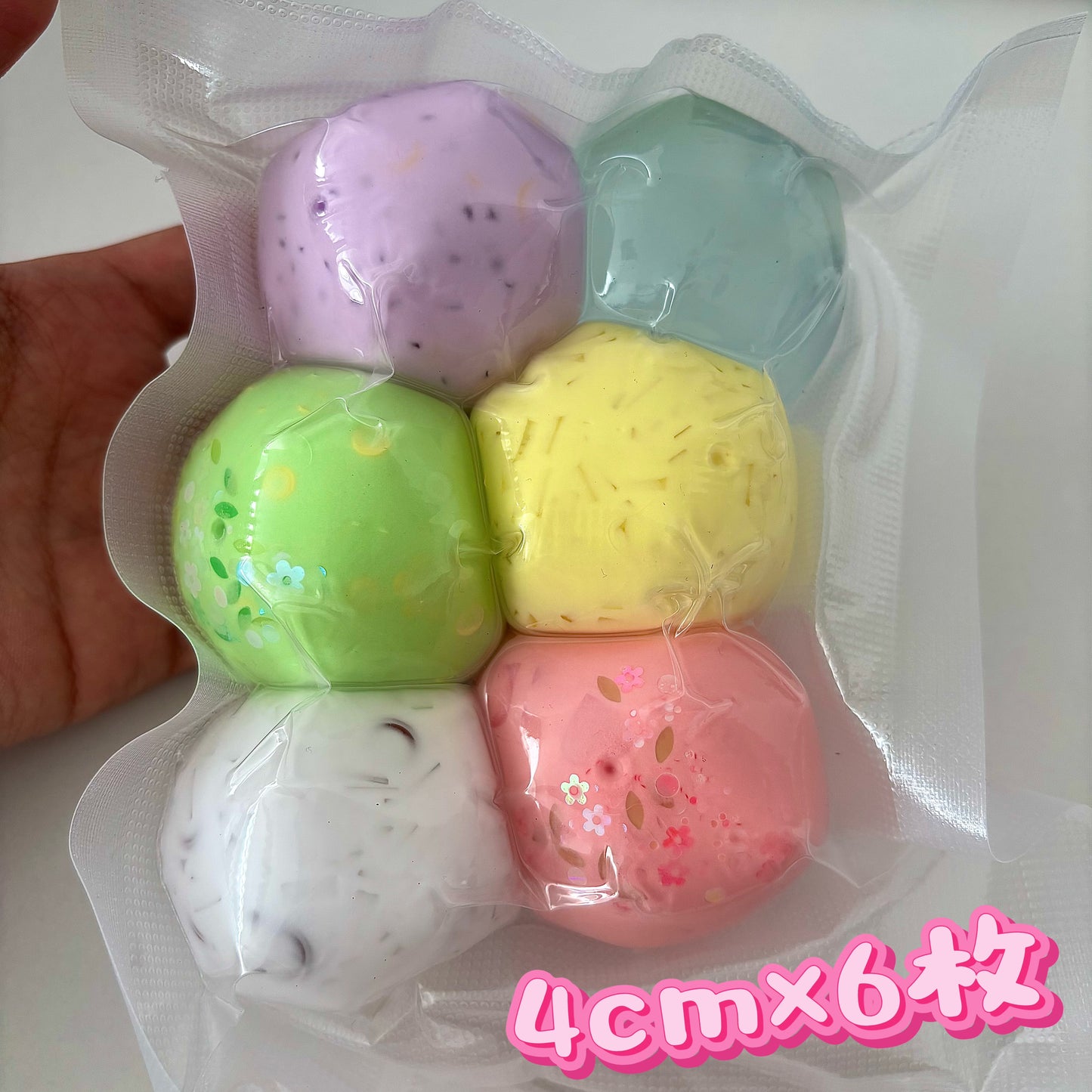 ストレスボール6個セット (予備カバー付き)