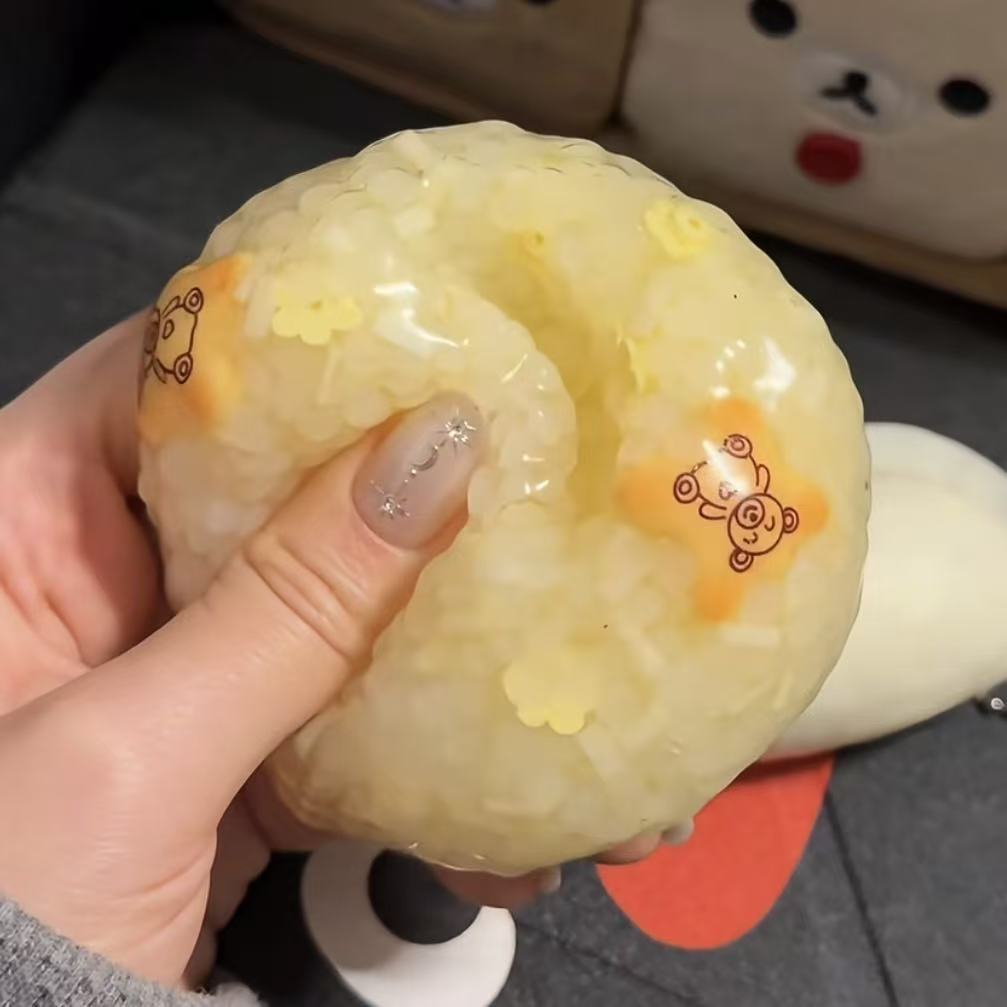 くまちゃんクッキーおにぎり ストレスボール(透明予備カバー付き)